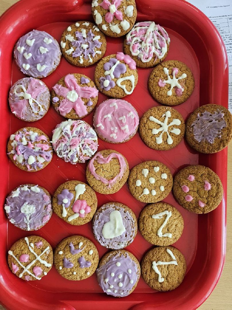 неделя добрых дел, пряники, глазурь, сети,