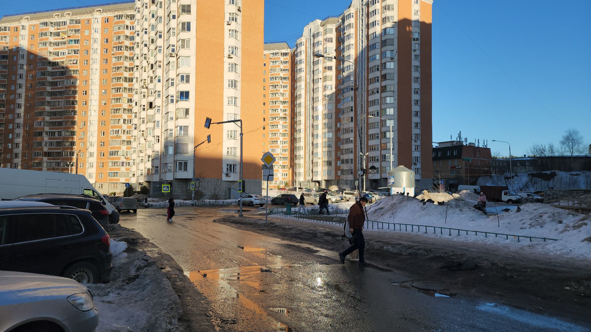 выездная администрация, подземный паркинг,