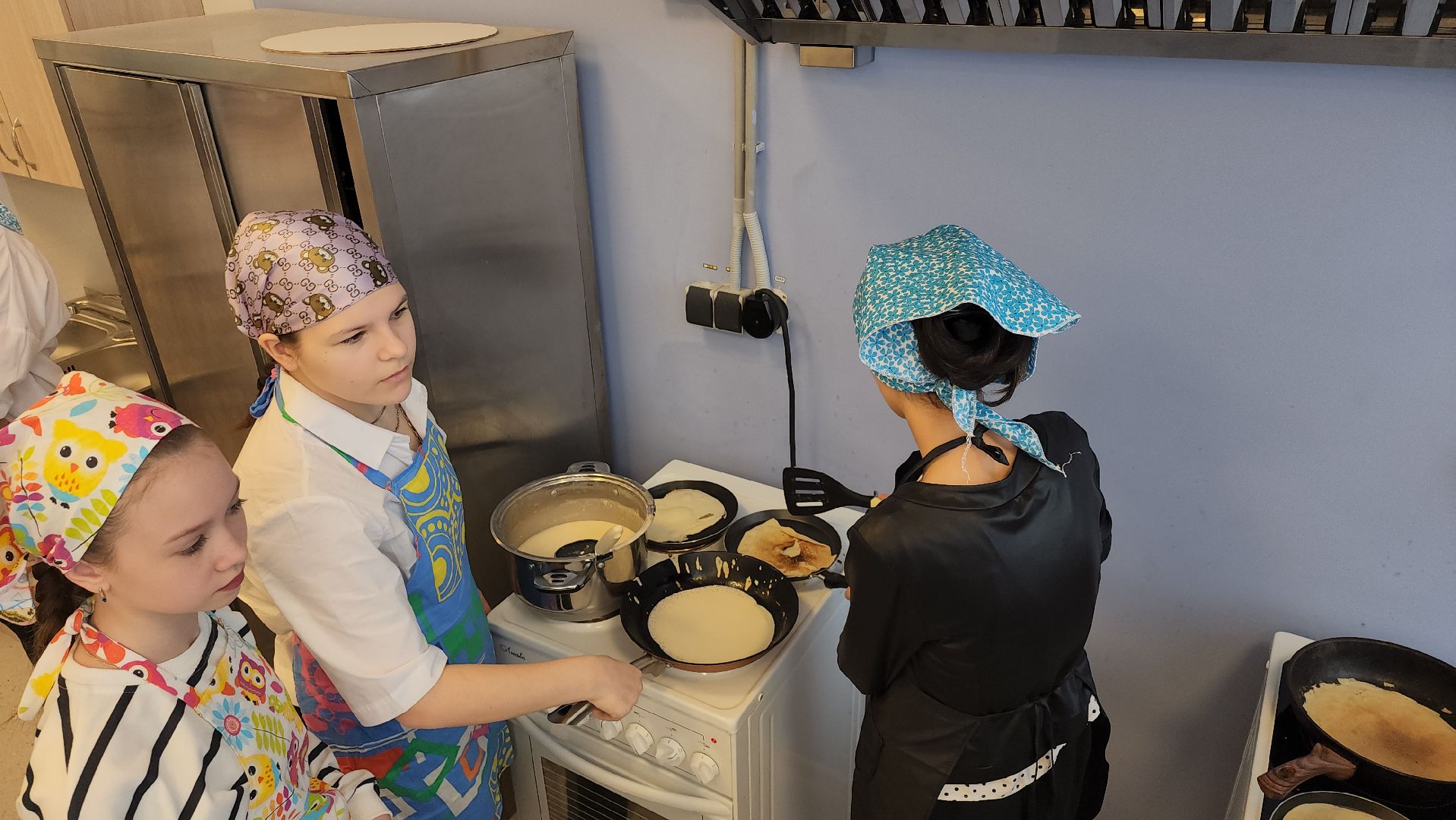 серпухов, подмосковье, блины, неделя добрых дел,