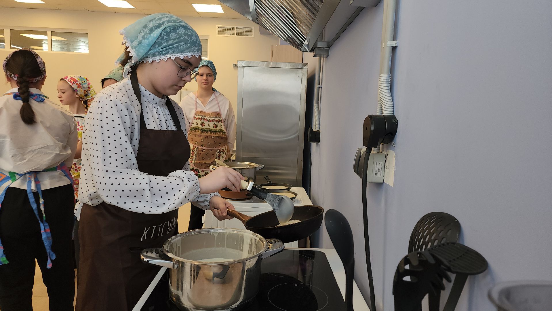 серпухов, подмосковье, блины, неделя добрых дел,