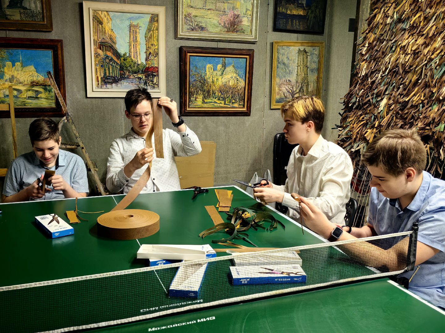 неделя добрых дел, маскировочные сети, школьники, благотворительая акция,