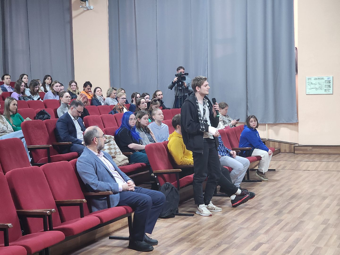 Дубна, университет дубна, Встреча главы, Студенты,