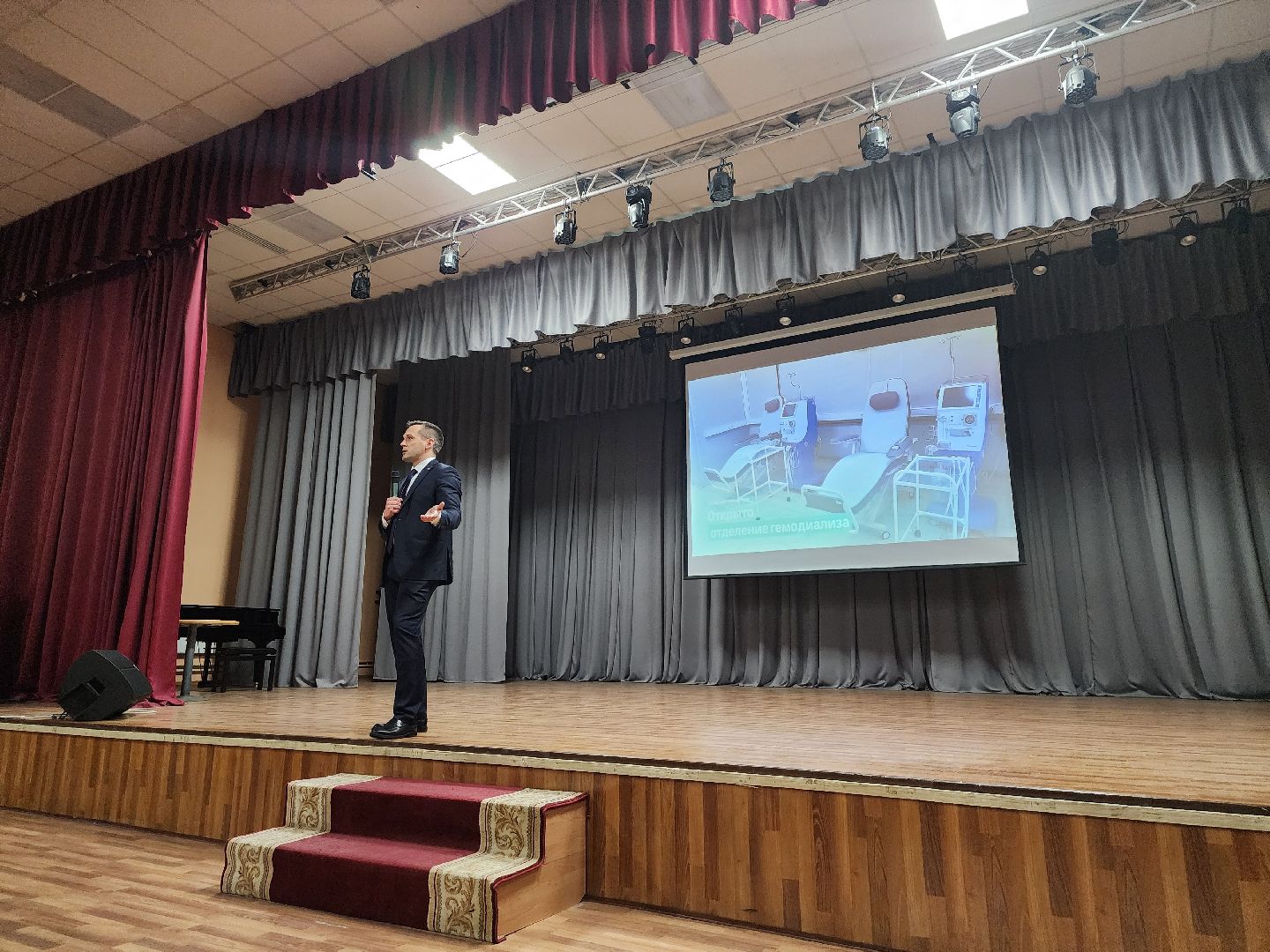 Дубна, университет дубна, Встреча главы, Студенты,