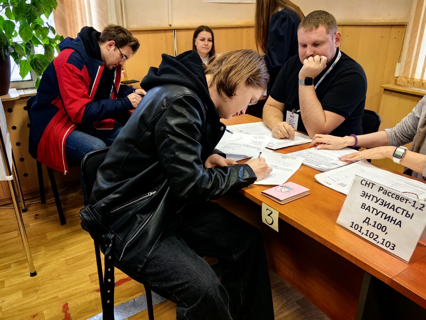 выборы 2024, подарок, шоколад, избирательные участки,