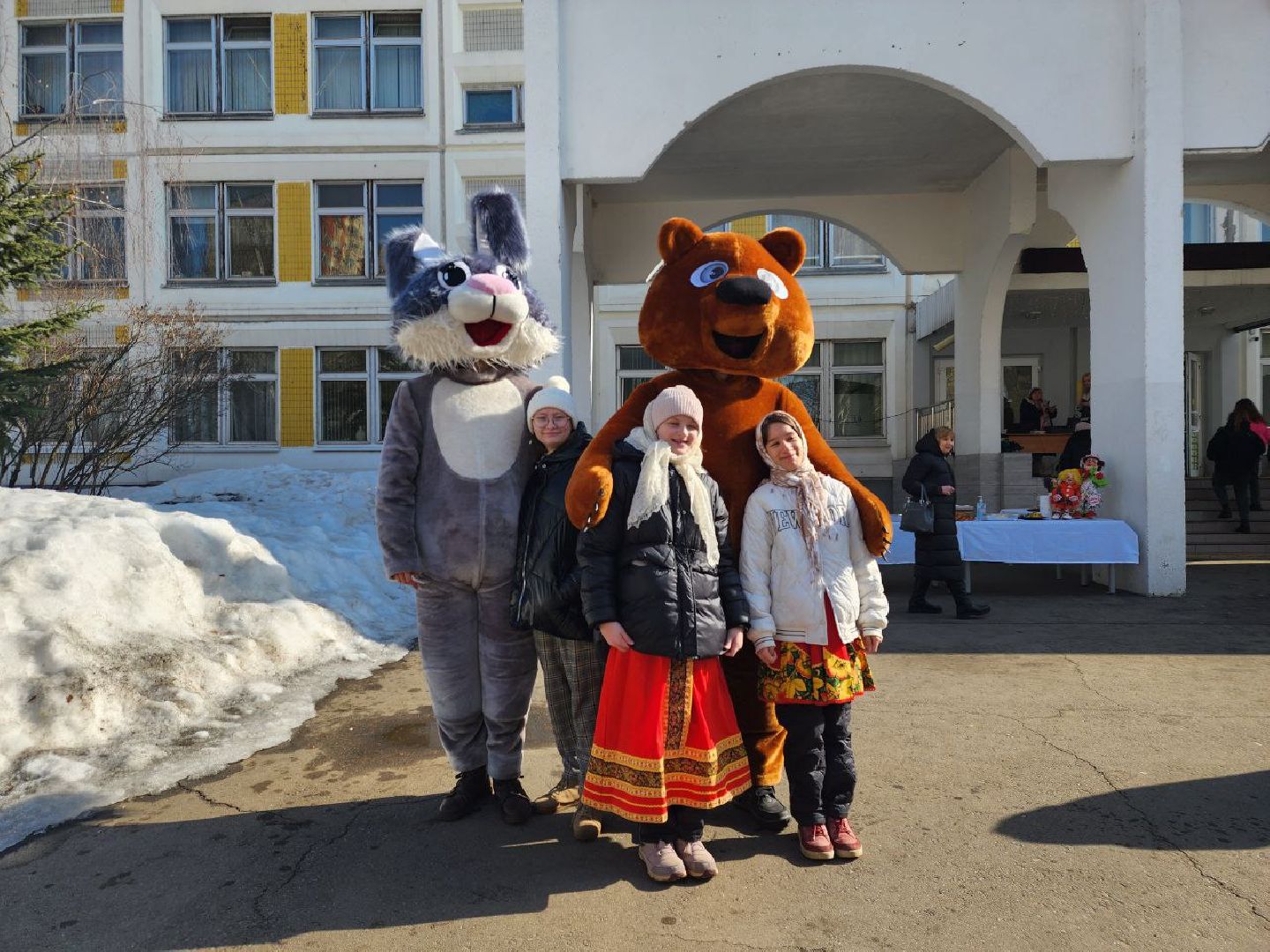 мытищи, выборы, ростовые куклы,