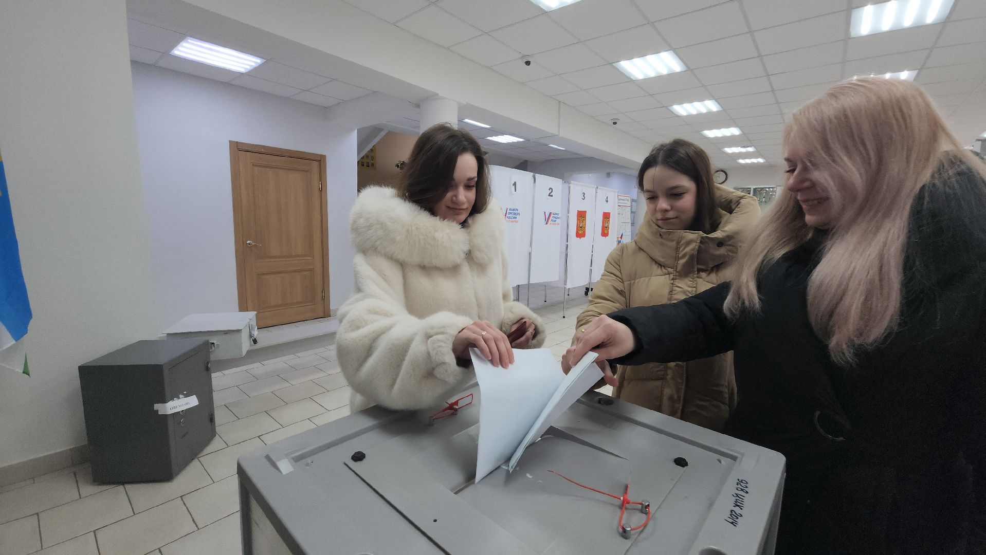 кашира, выборы президента 2024, сош 1, Маковский, Маковская, художник, трудовая династия, художник-педагог,