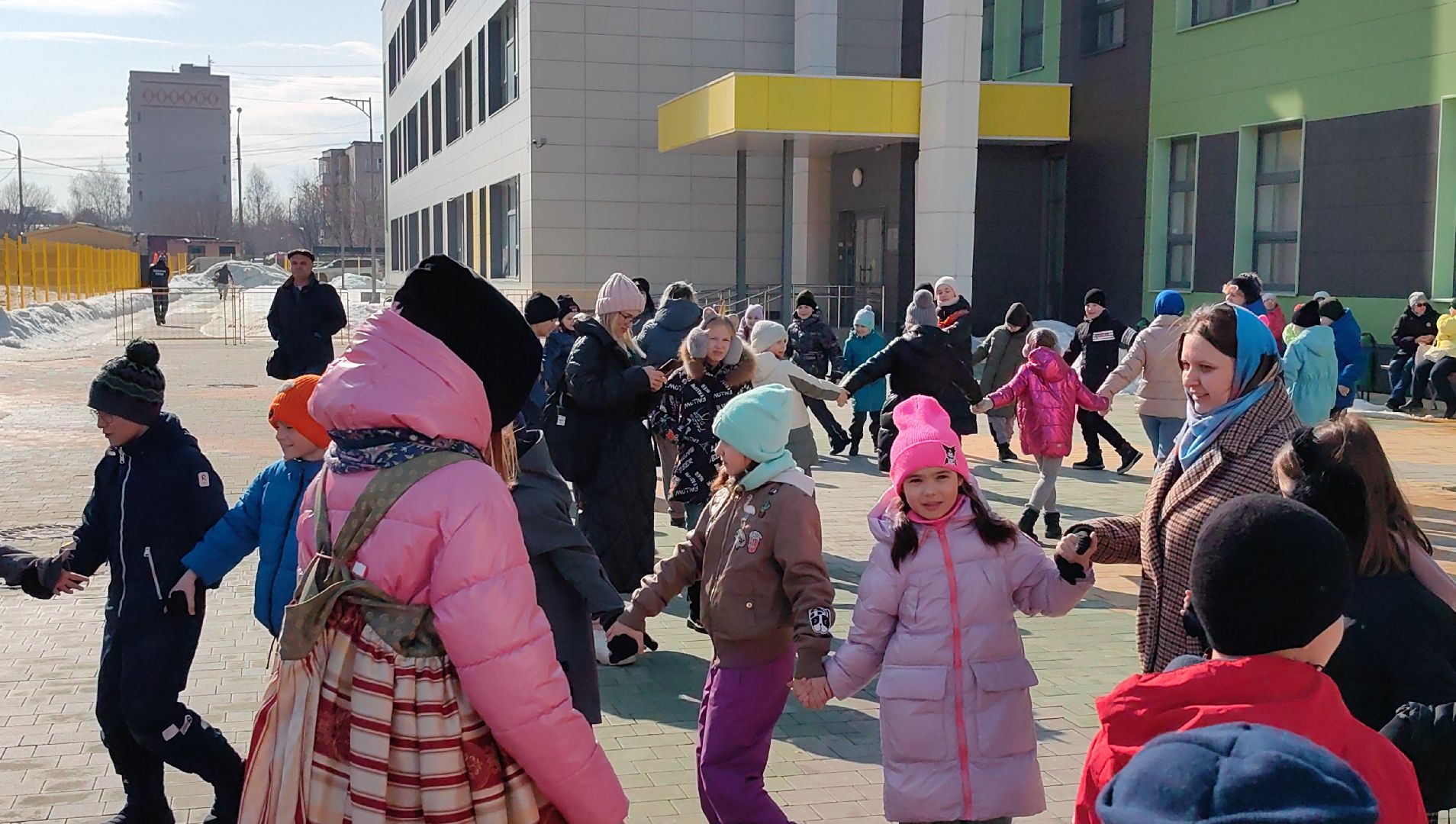 масленица, блины, игры, хоровод, школьники, проводы зимы,