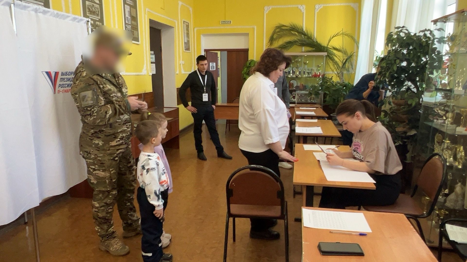 Солнечногорск, выборы 2024, выборы президента 2024, участок, боец сво,