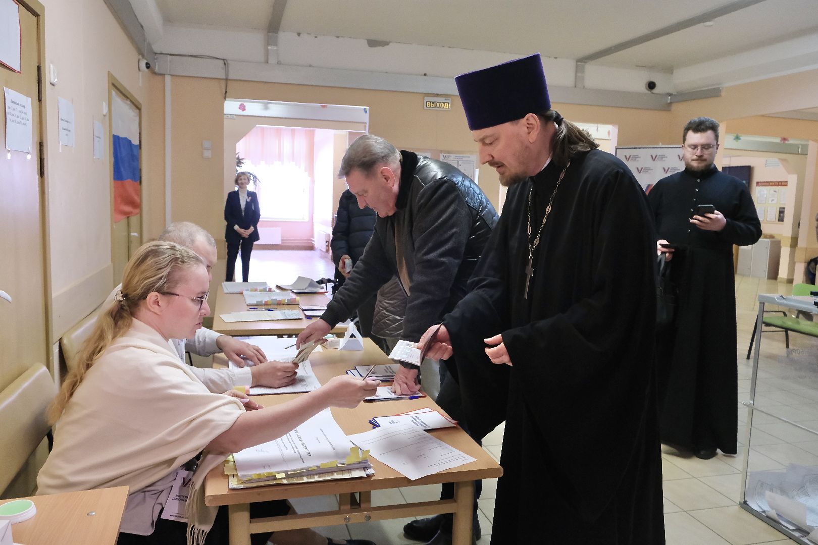 Красногорск, выборы, церковь, голосование, выборы президента 2024, священник,