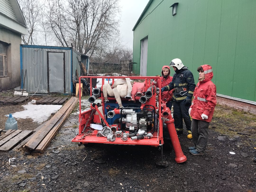 пожарные, учения