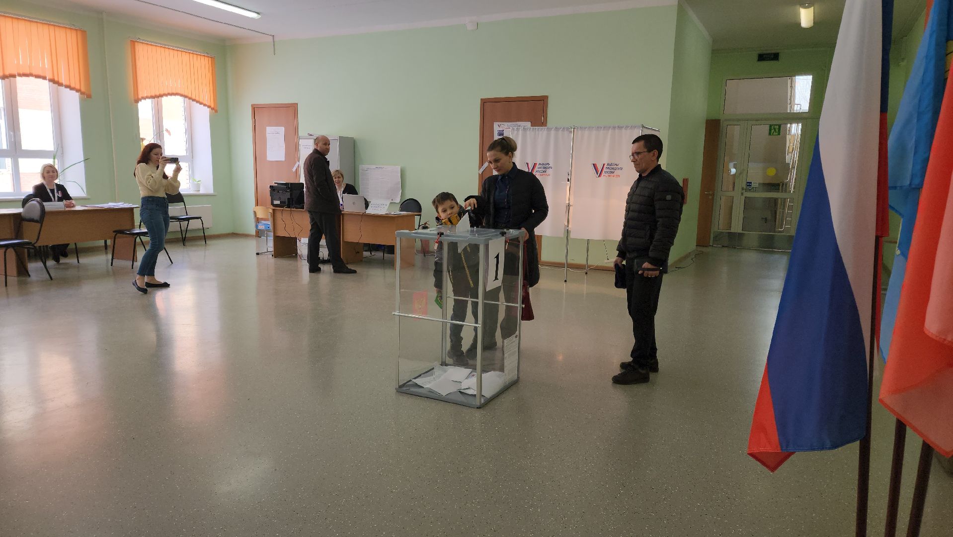 Подольск, Выборы, выборы президента 2024, голосование, семья,