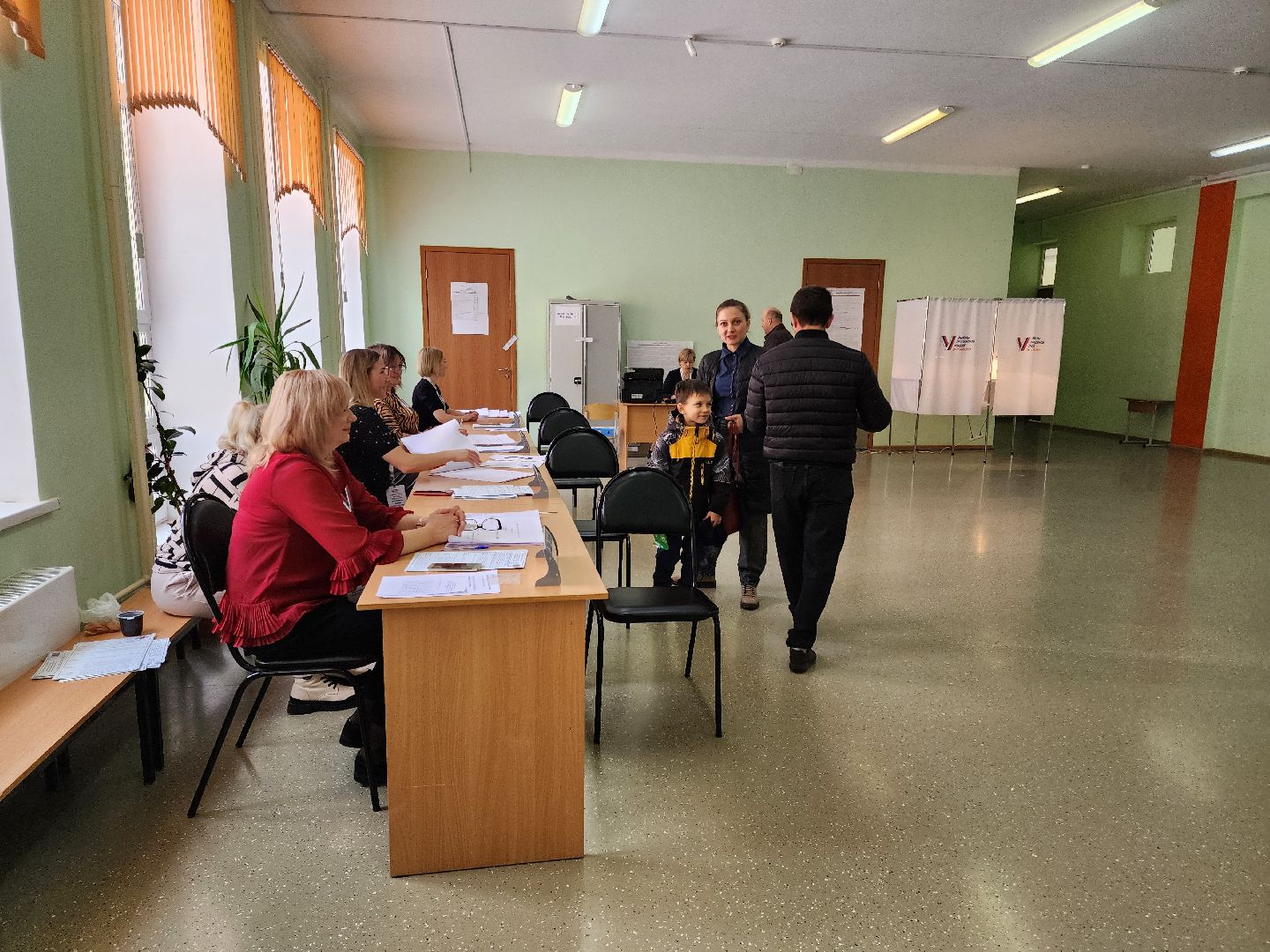 Подольск, Выборы, выборы президента 2024, голосование, семья,