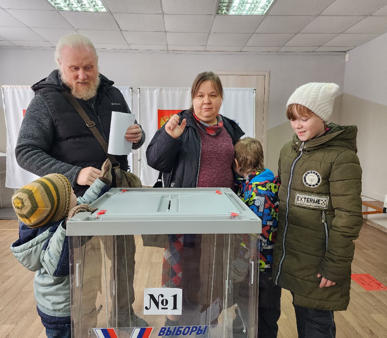 выборы Президента, голосование, избирательный участок, Большое Буньково, Богородский городской округ,