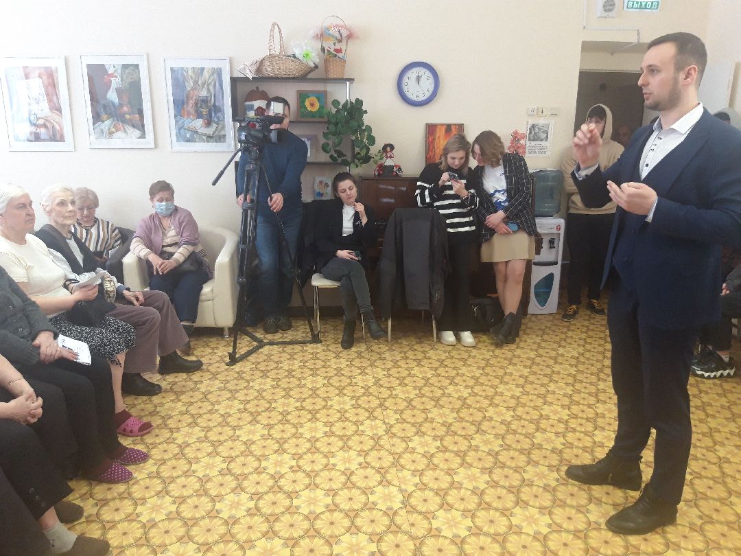 пенсионеры, доброе дело,