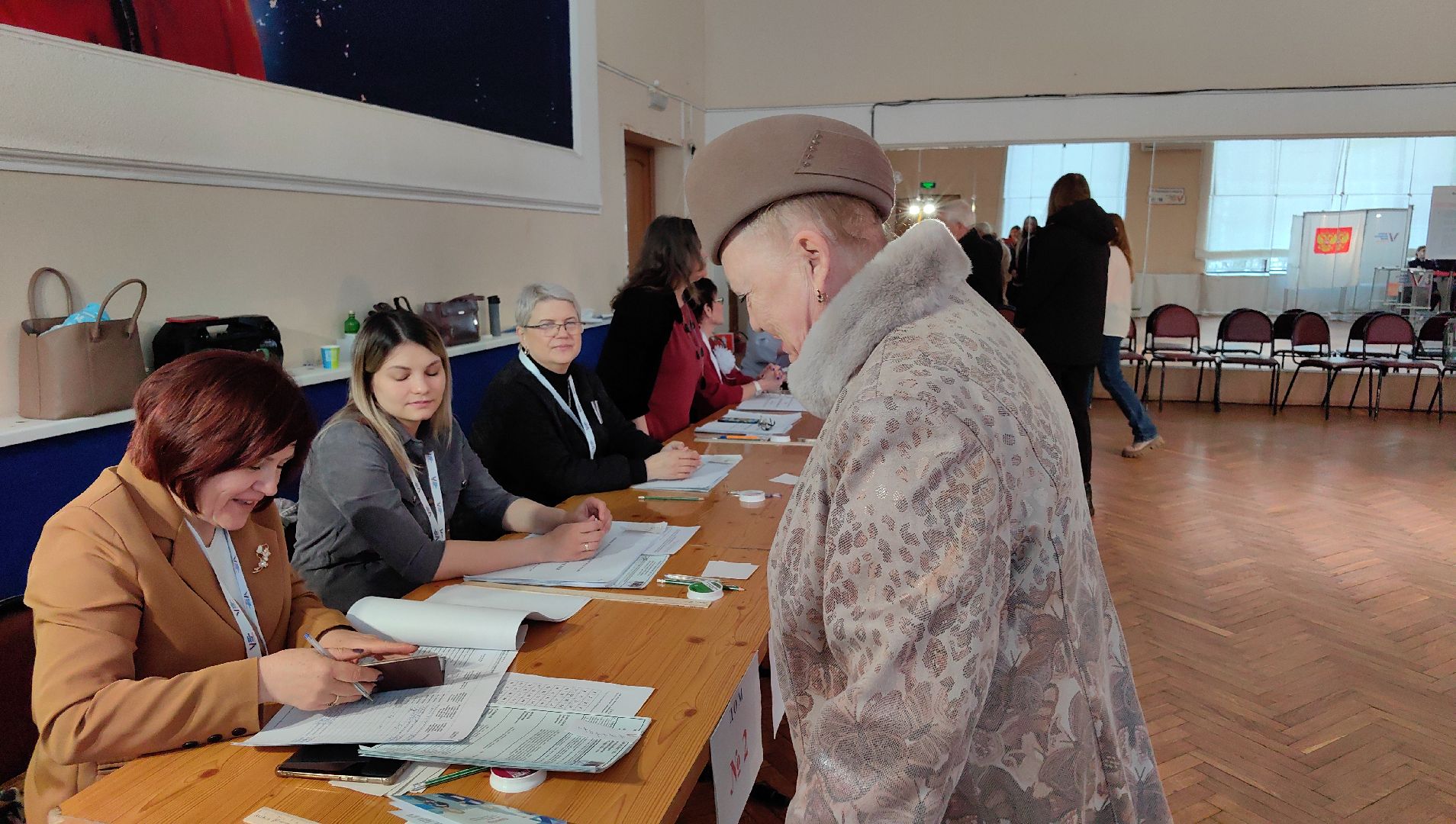 выборы, летчик, Звездный городок, гражданский долг,