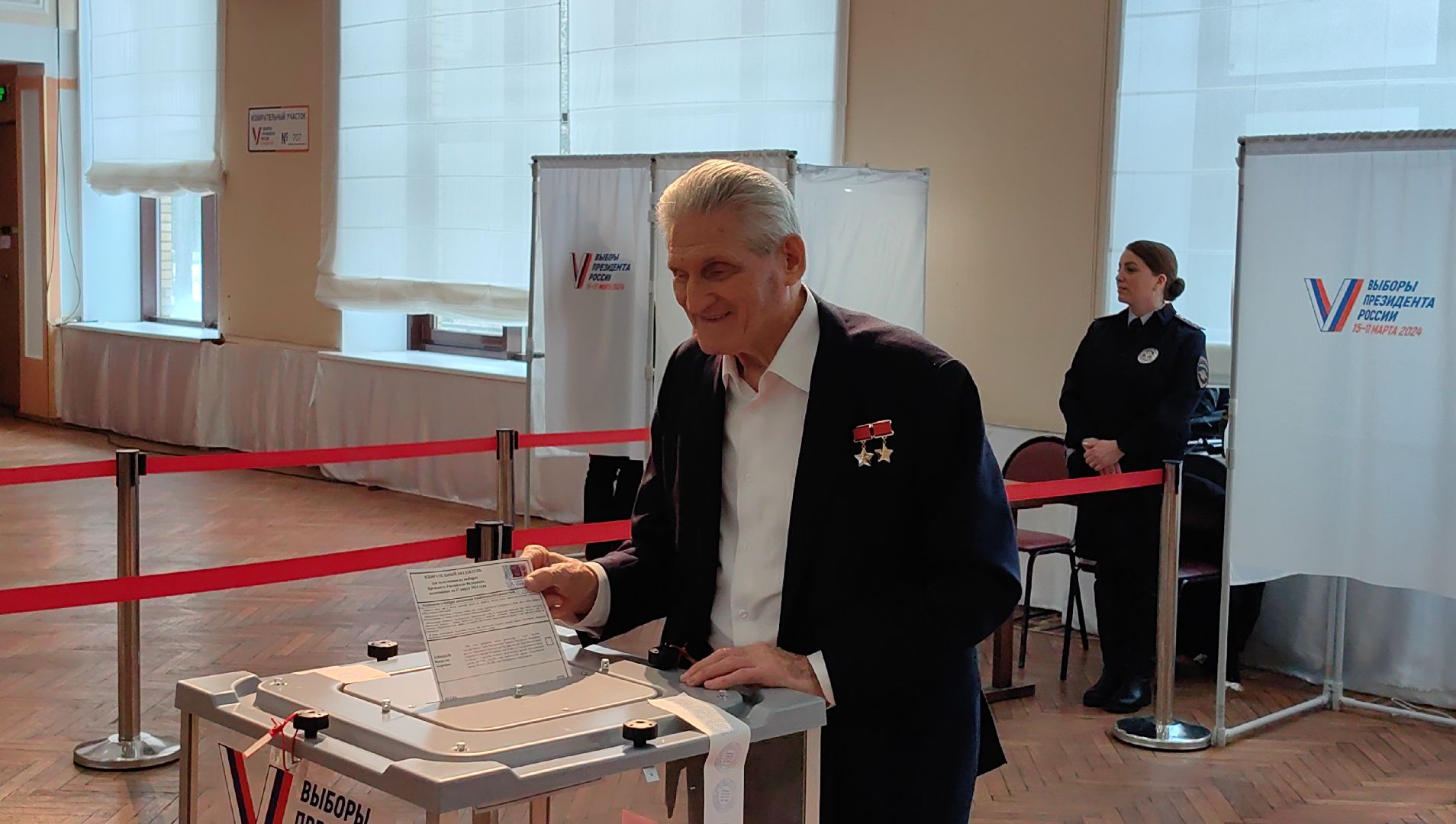 выборы, летчик, отряд космонавтов, гражданская позиция,звездный городок,