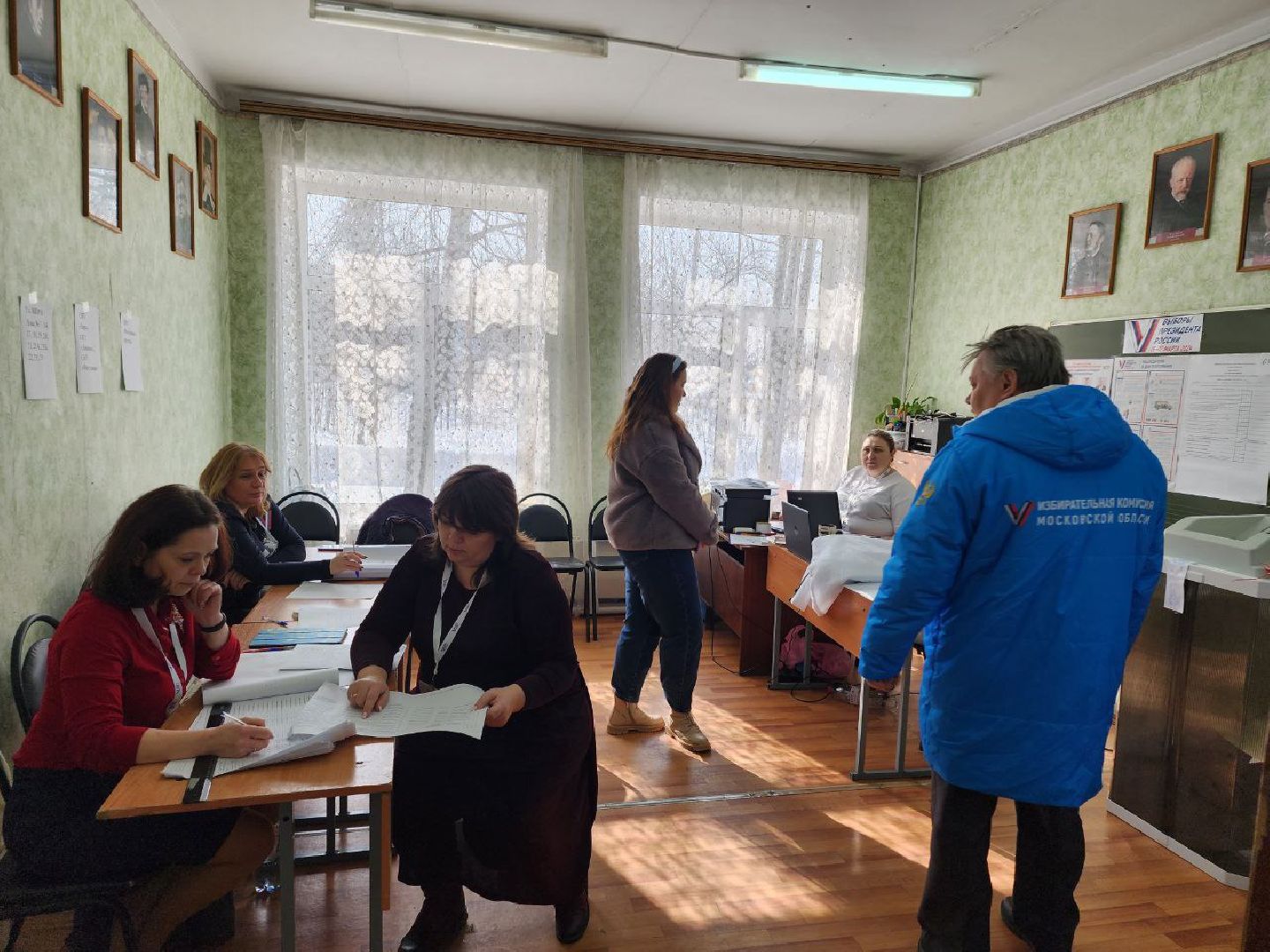 чехов, выборы президента, школа, педагоги, поколения, выборы, выборы 2024, выборы президента 2024, выборы президента россии,