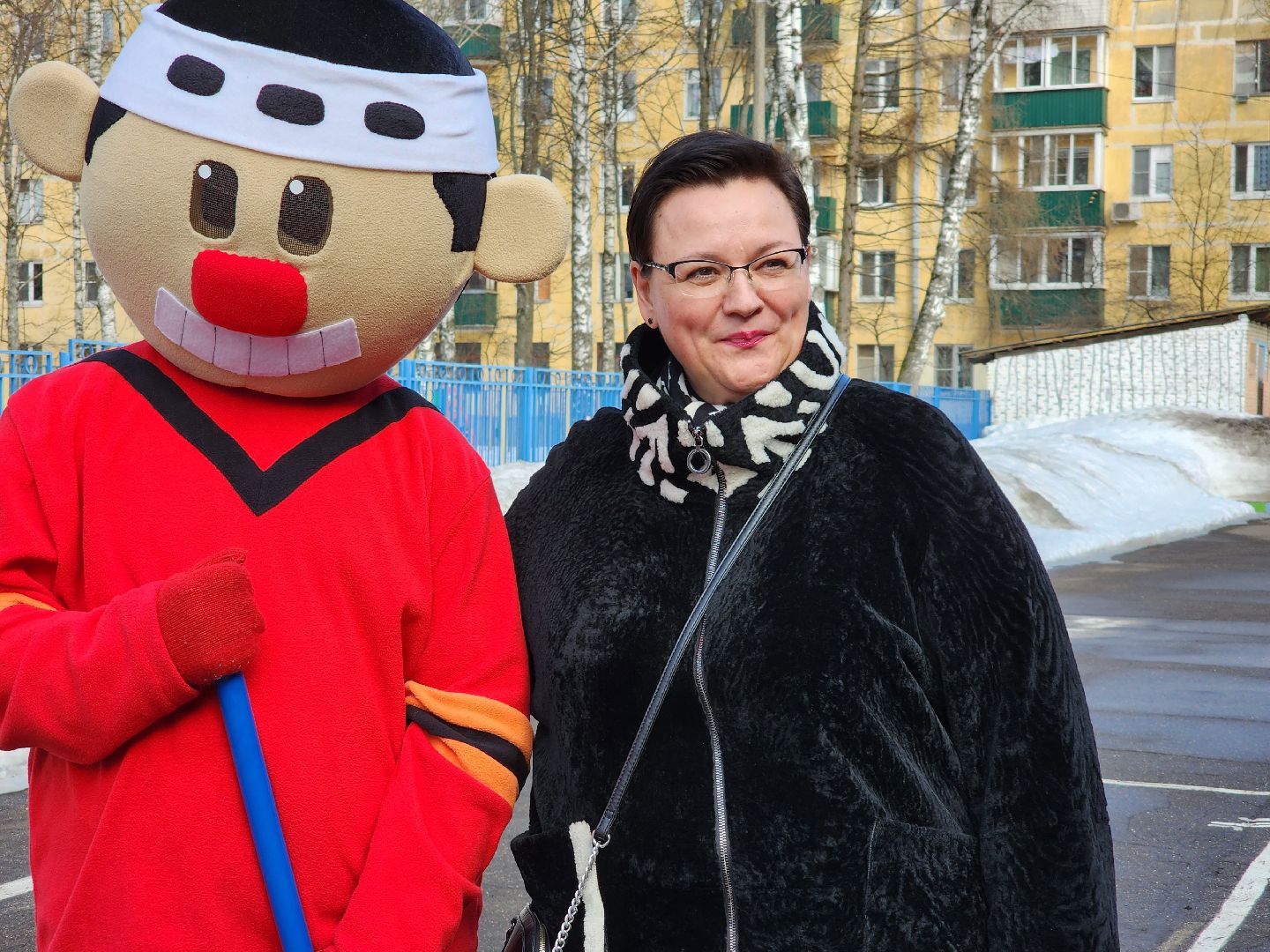 Выборы, блины, Ростовые куклы,