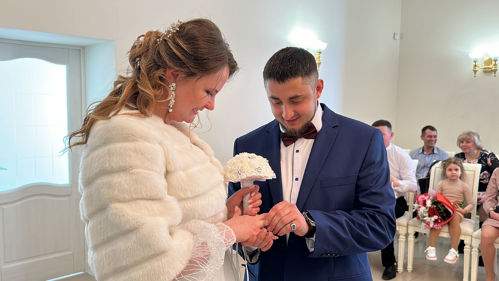 Клин, общество, люди, свадьба, выборы, голосование, выборы президента 2024,