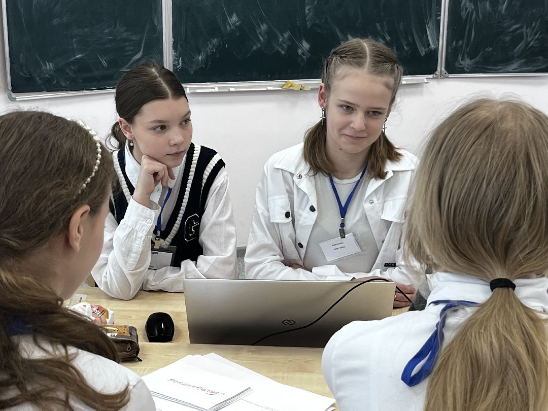 Верея, Наро-Фоминск, Наро-Фоминский городской округ. школьная жизнь,. образование методический автобус