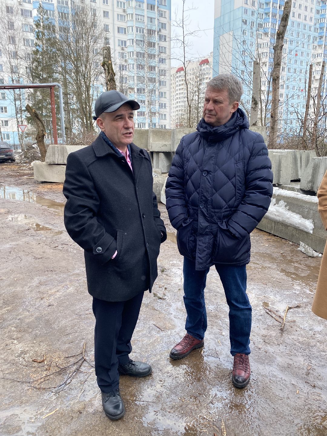 Краснознаменск, Образовательный центр, Владимир Пирогов, Олег Рожнов, строительство