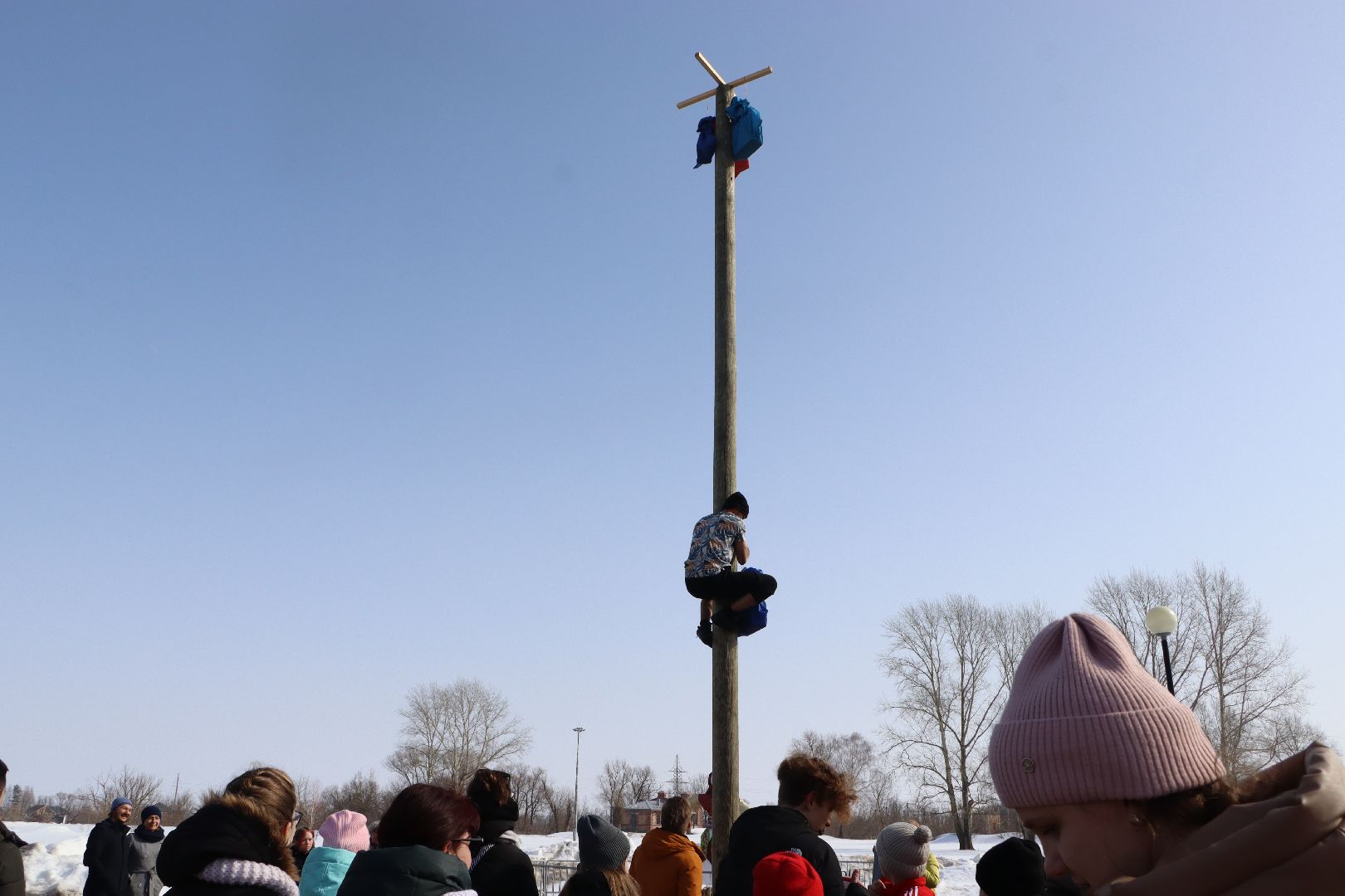 Серебряные Пруды, ПКиО Серебряный, парк Серебряный, Широкая Масленица, столб с подарками, масленичный столб, Узуново,