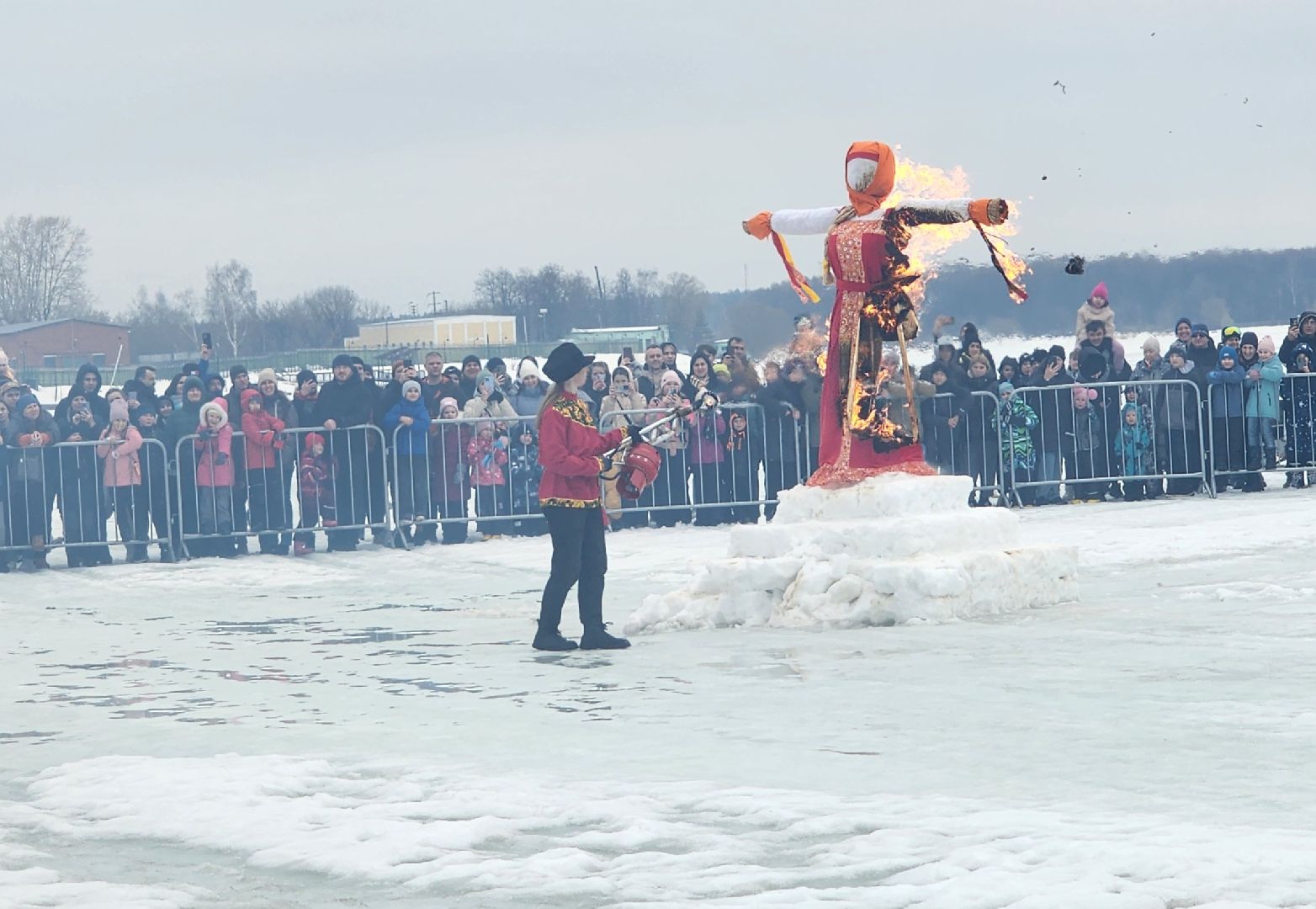 Солнечногорск, озеро Сенеж, Масленица,