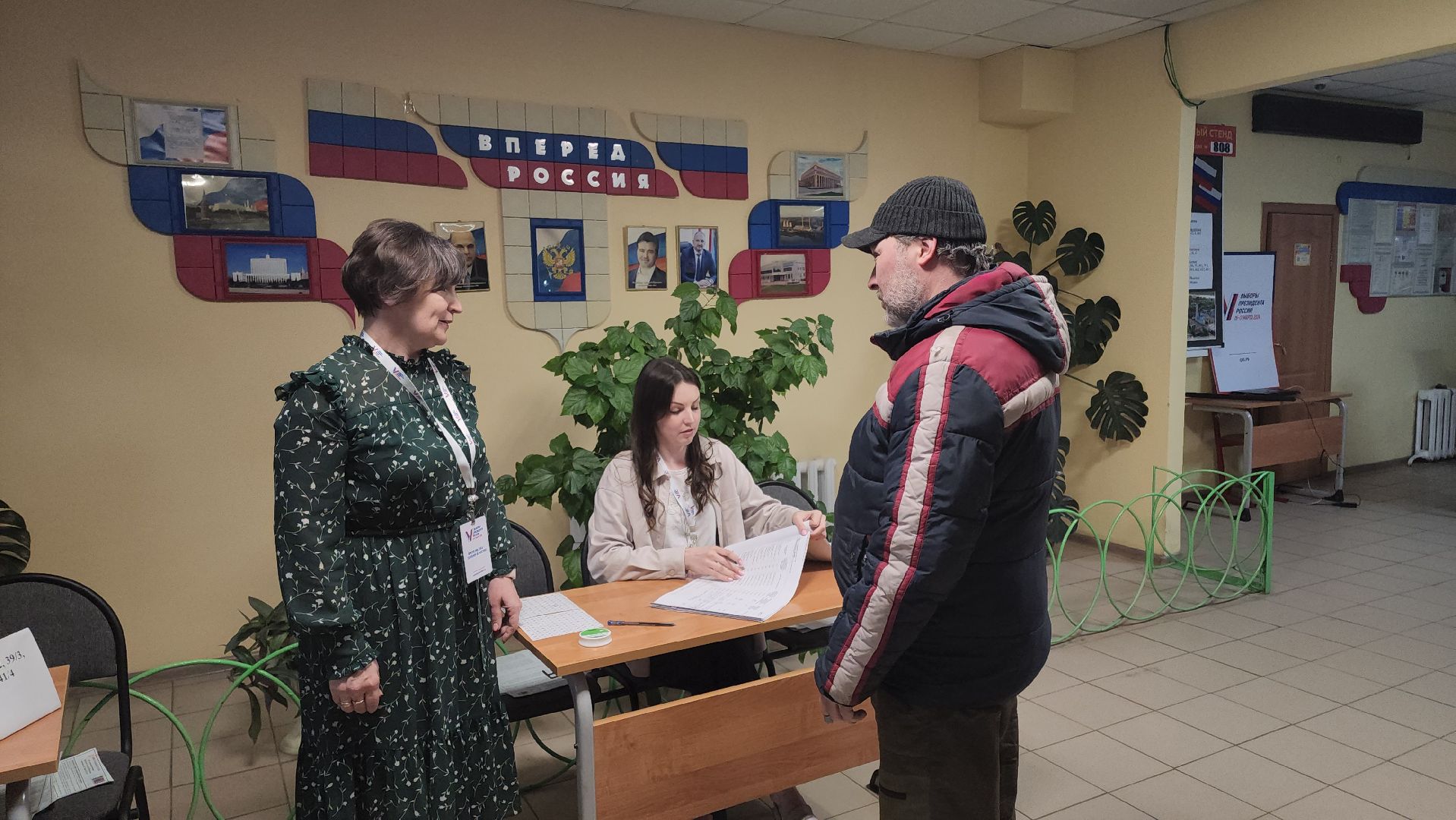 кашира, выборы президента, выборы 2024, голосование, школа 4, уик 808, последний проголосовавший,