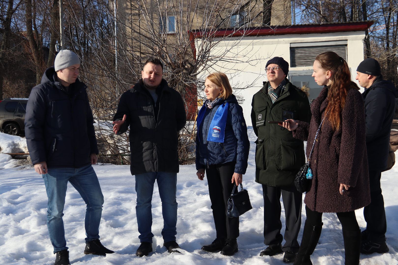 обсуждение с жителями, детская площадка,