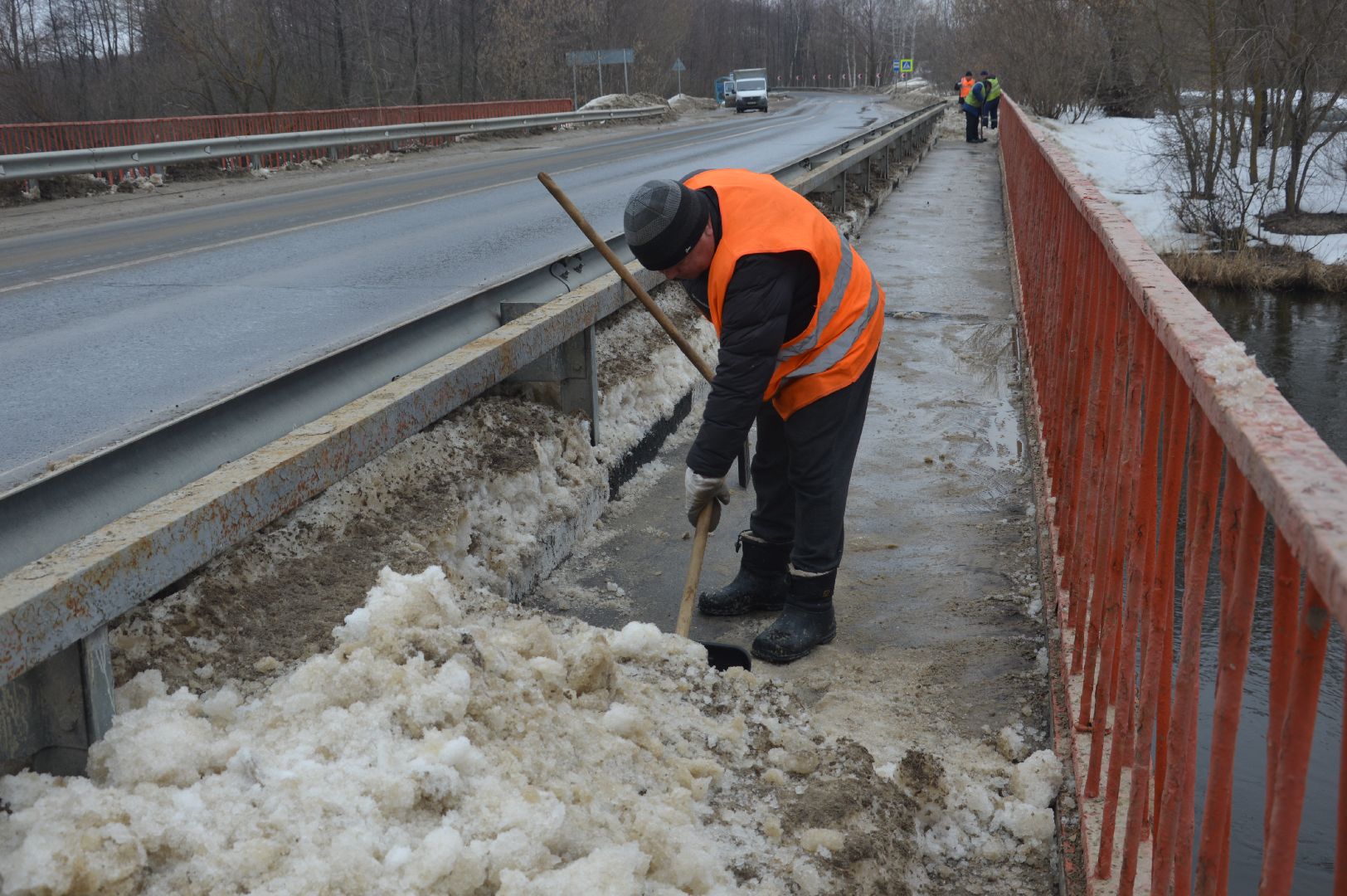 мосавтодор, шатура, очистка мостов, жкх и благоустройство, жкх подмосковье, уборка снега и наледи,