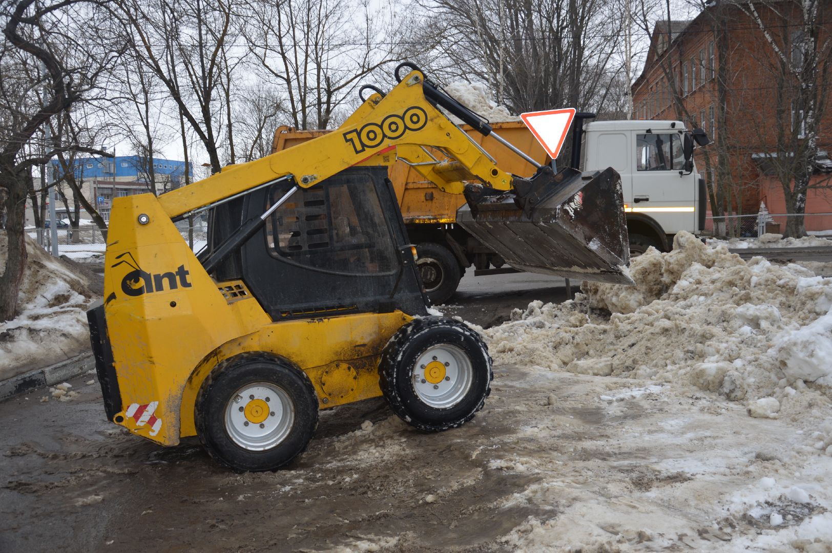 жкх и благоустройство, жкх подмосковье, шатура, очистка дворов, очистка дорог, очистка от снега и наледи, уборка дворов, уборка общественных территорий,
