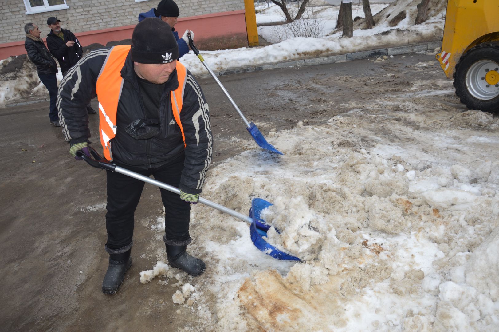 жкх и благоустройство, жкх подмосковье, шатура, очистка дворов, очистка дорог, очистка от снега и наледи, уборка дворов, уборка общественных территорий,