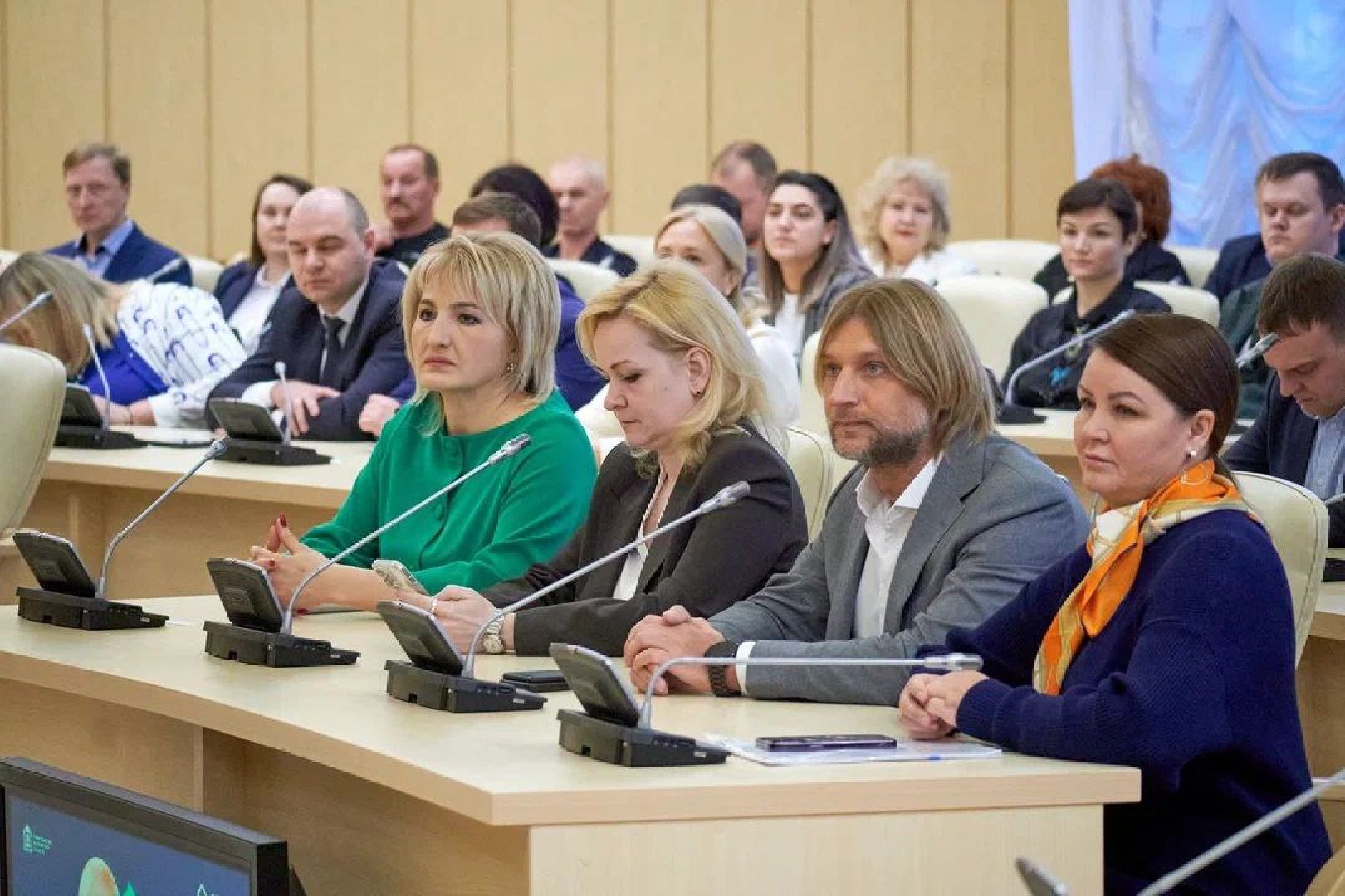 ДПМО, Дом правительства Московской области, РИАМО, Региональное информационное агентство Московской области, проект Собкоры портала Региональное информационное агентство Московской области РИАМО, проект Собкоры РИАМО, Министр жилищно-коммунального хозяйства Московской области Антон Велиховский, Ксения Андрианова-Карцева, руководитель проекта Собкоры РИАМО Ксения Андрианова-Карцева, Красногорск, ЖКХ, награждение,Вице-губернатор Московской области Евгений Хромушин, Глава телеканала 360 Алексей Каклюгин,