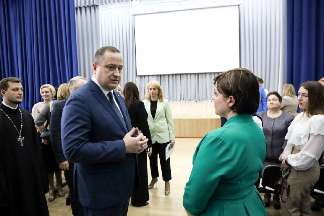 Серпухов, образование, наставник