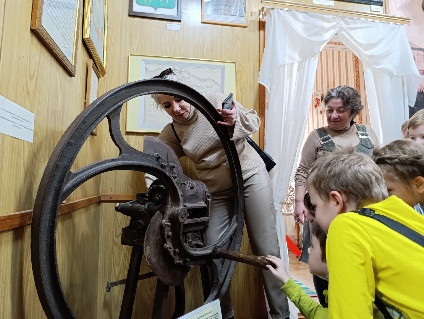 Бронницы, Орлята-дошколята, Музей истории города Бронницы, Площадь имени Тимофеева, Храмовый комплекс Бронницы, Детский сад,