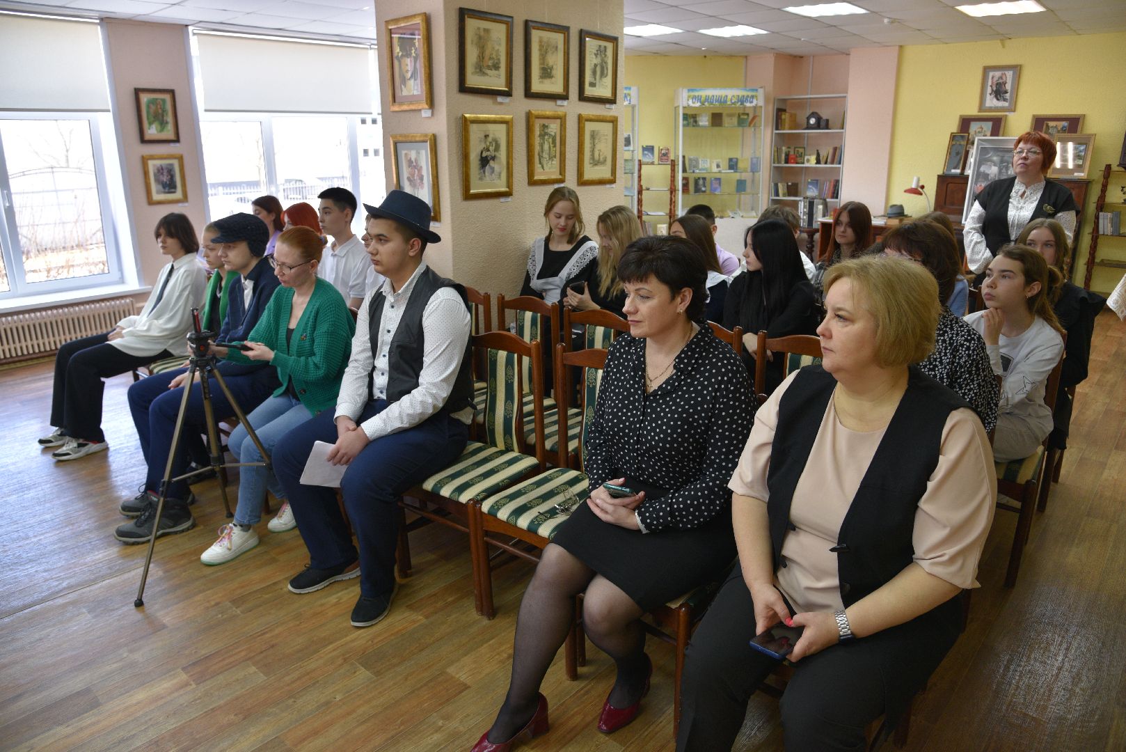 лотошино, библиотека, достоевский,