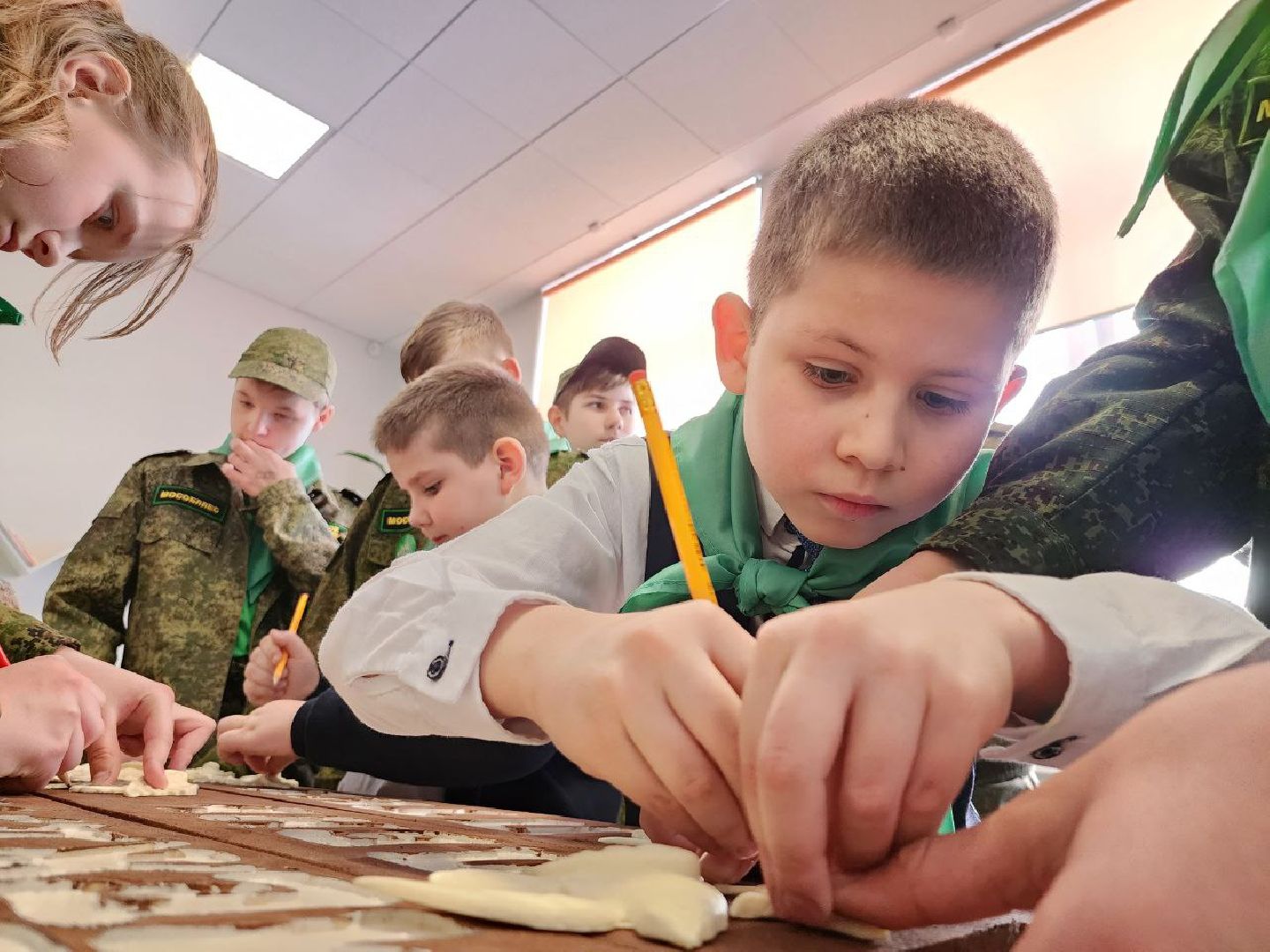 можайск, можайский городской округ, подмосковье, школьные отряды, юные лесничие, международный день леса, образование, открытый урок, природа,