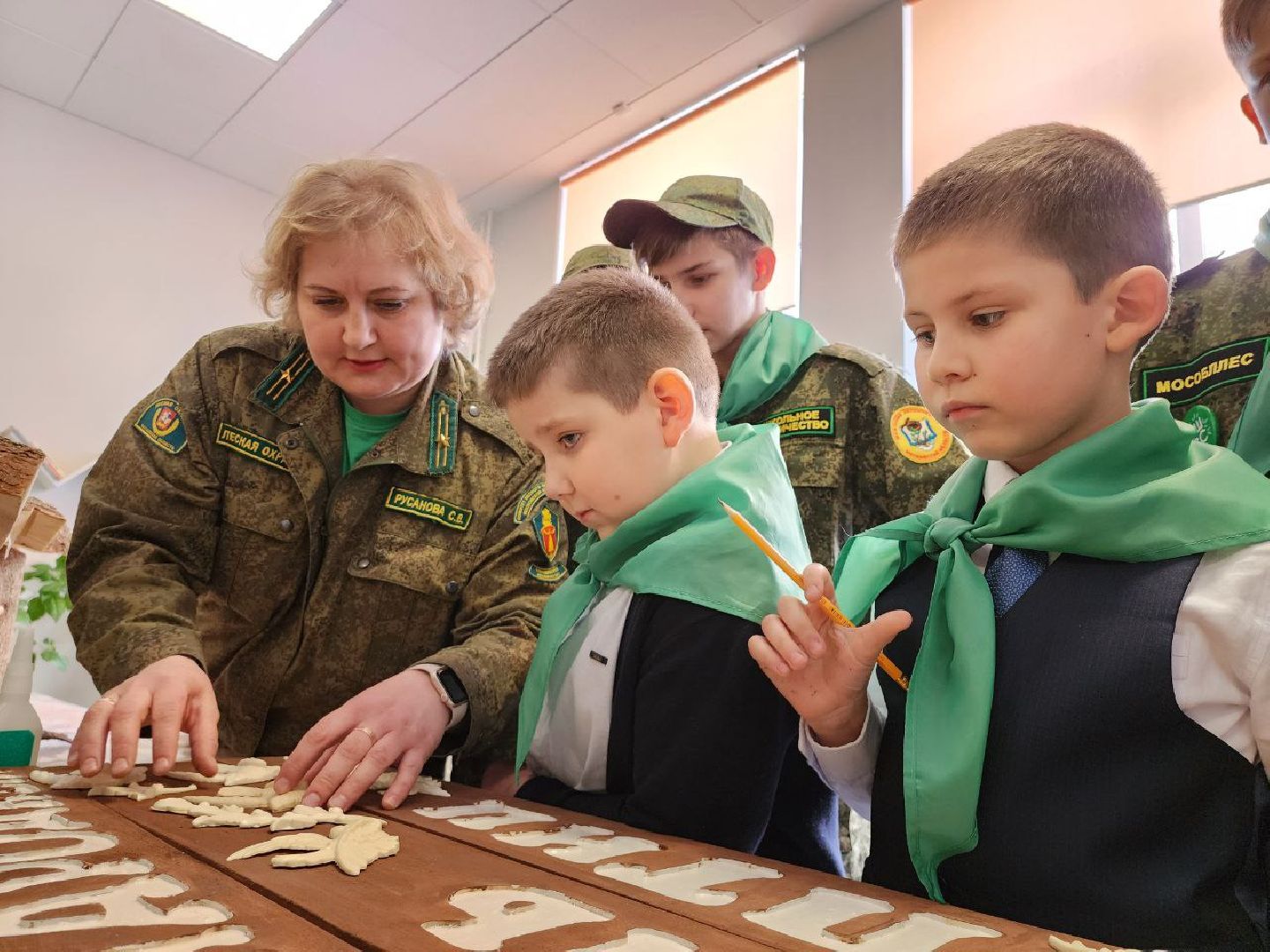 можайск, можайский городской округ, подмосковье, школьные отряды, юные лесничие, международный день леса, образование, открытый урок, природа,