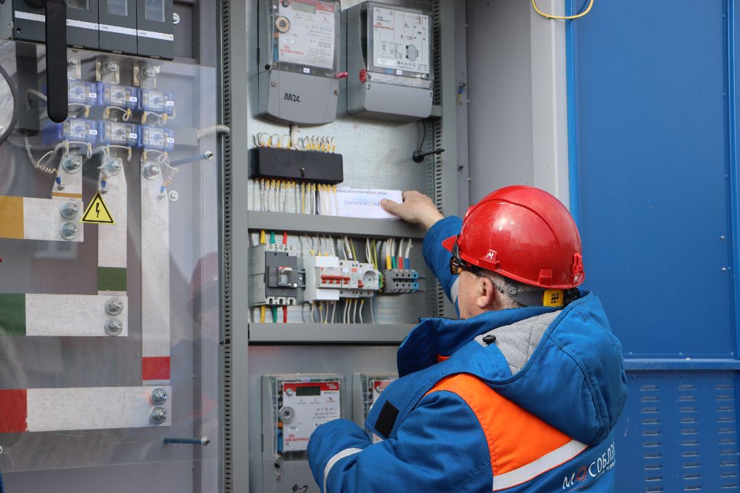 Серебряные Пруды, Тополя, электроподстанция