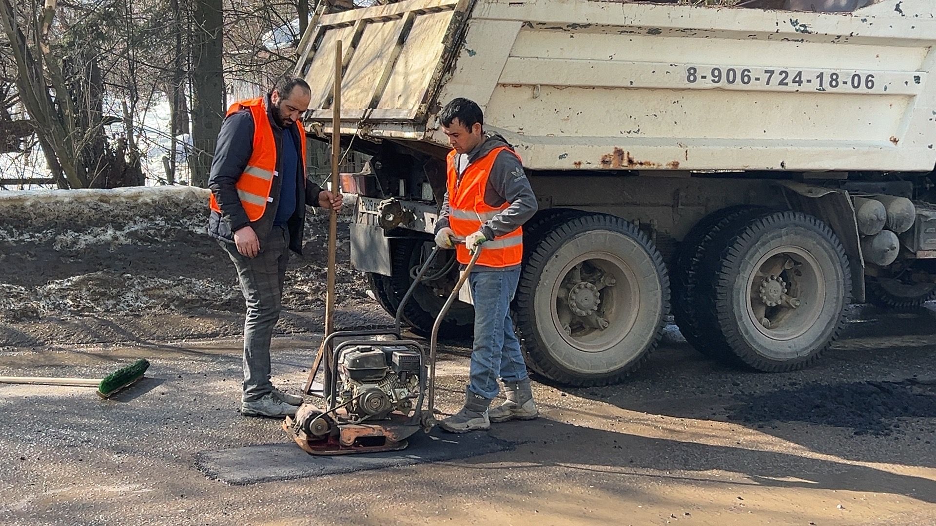 Солнечногорск, ямочный ремонт, дороги, ремонт дороги, рабочие,