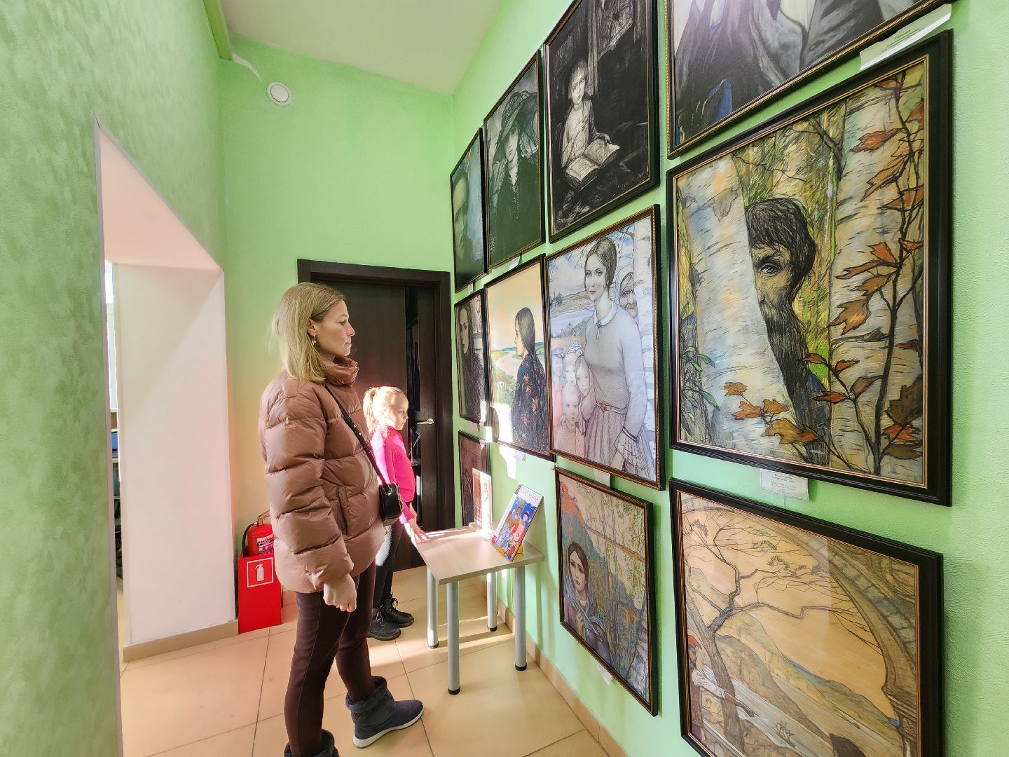 пушкино, художественная выставка, библиотека, русская культура, литература,