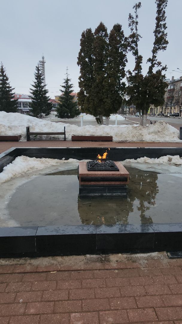 мемориал, стихийный мемориал, вечный огонь, свечи, цветы,теракт,