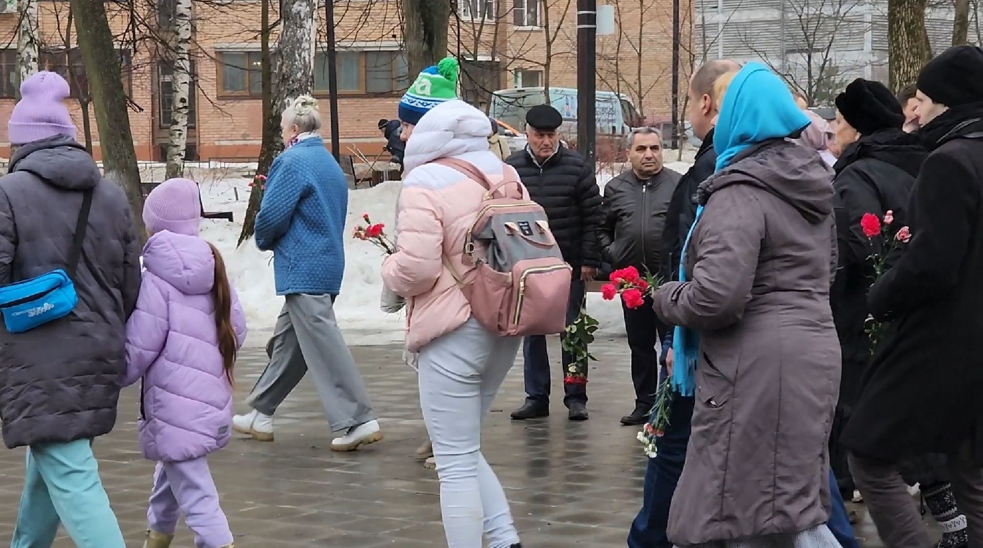 долгопрудный, крокус сити, скорбим, молодая гвардия, молодая гвардия подмосковья, молодежь,возложение цветов,теракт,