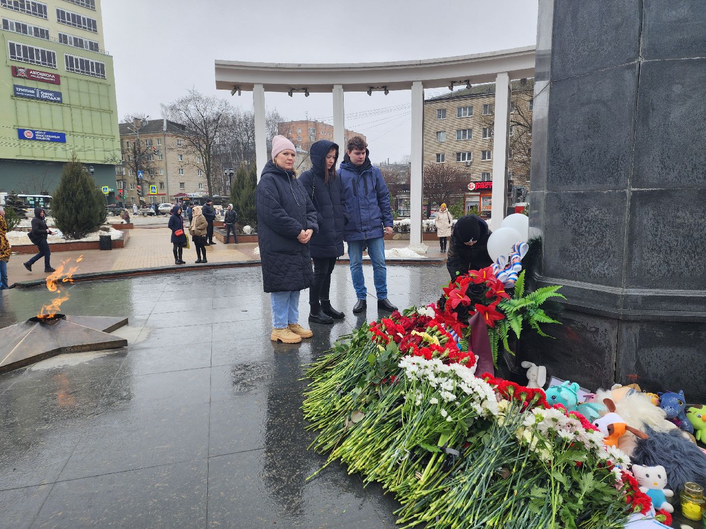 пушкино, мемориал,жители, митинг,теракт,