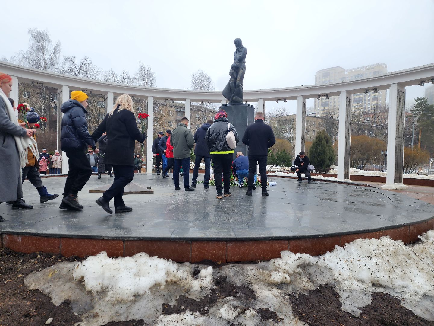 пушкино, мемориал,жители, митинг,теракт,