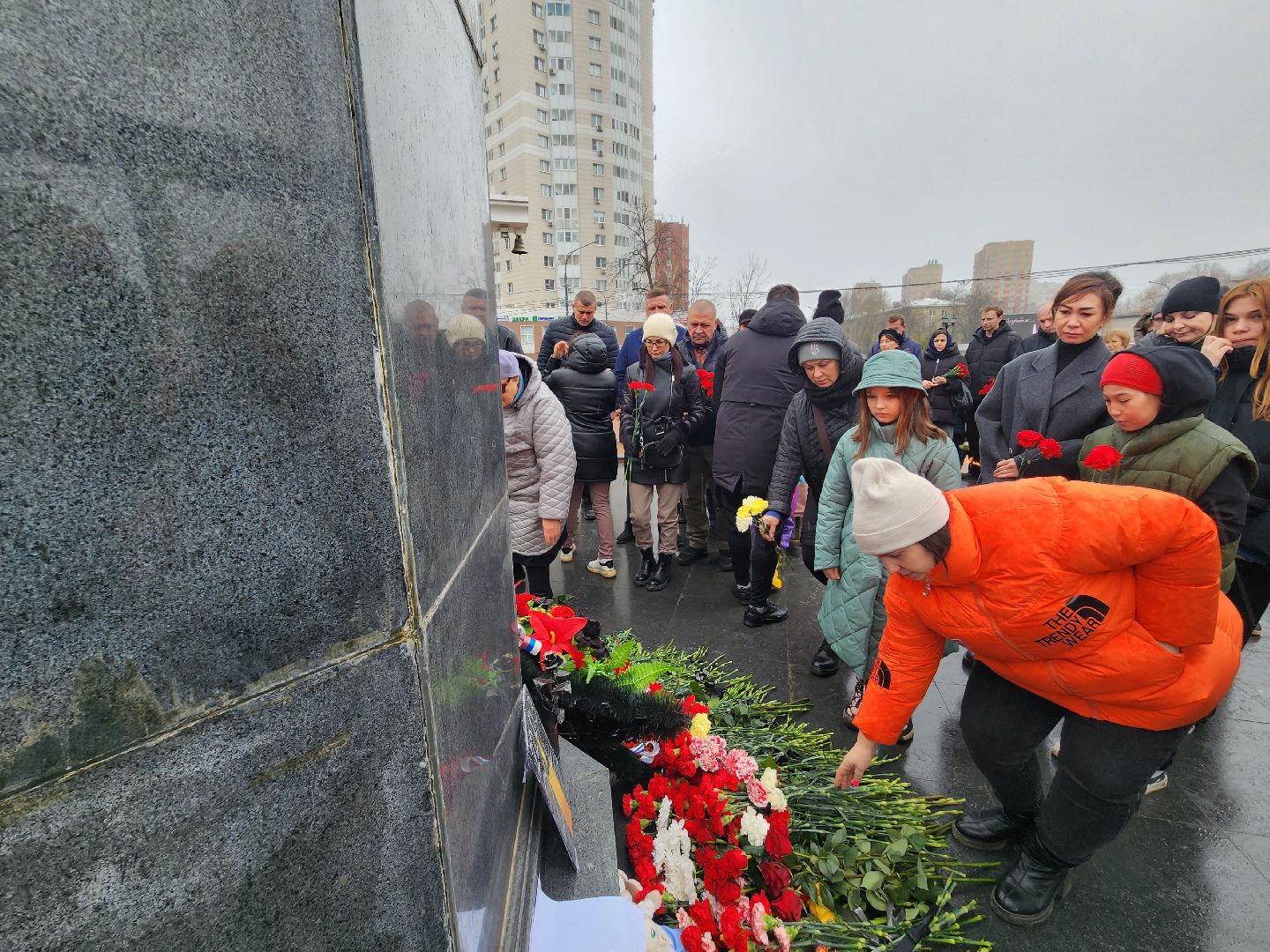 пушкино, мемориал,жители, митинг,теракт,