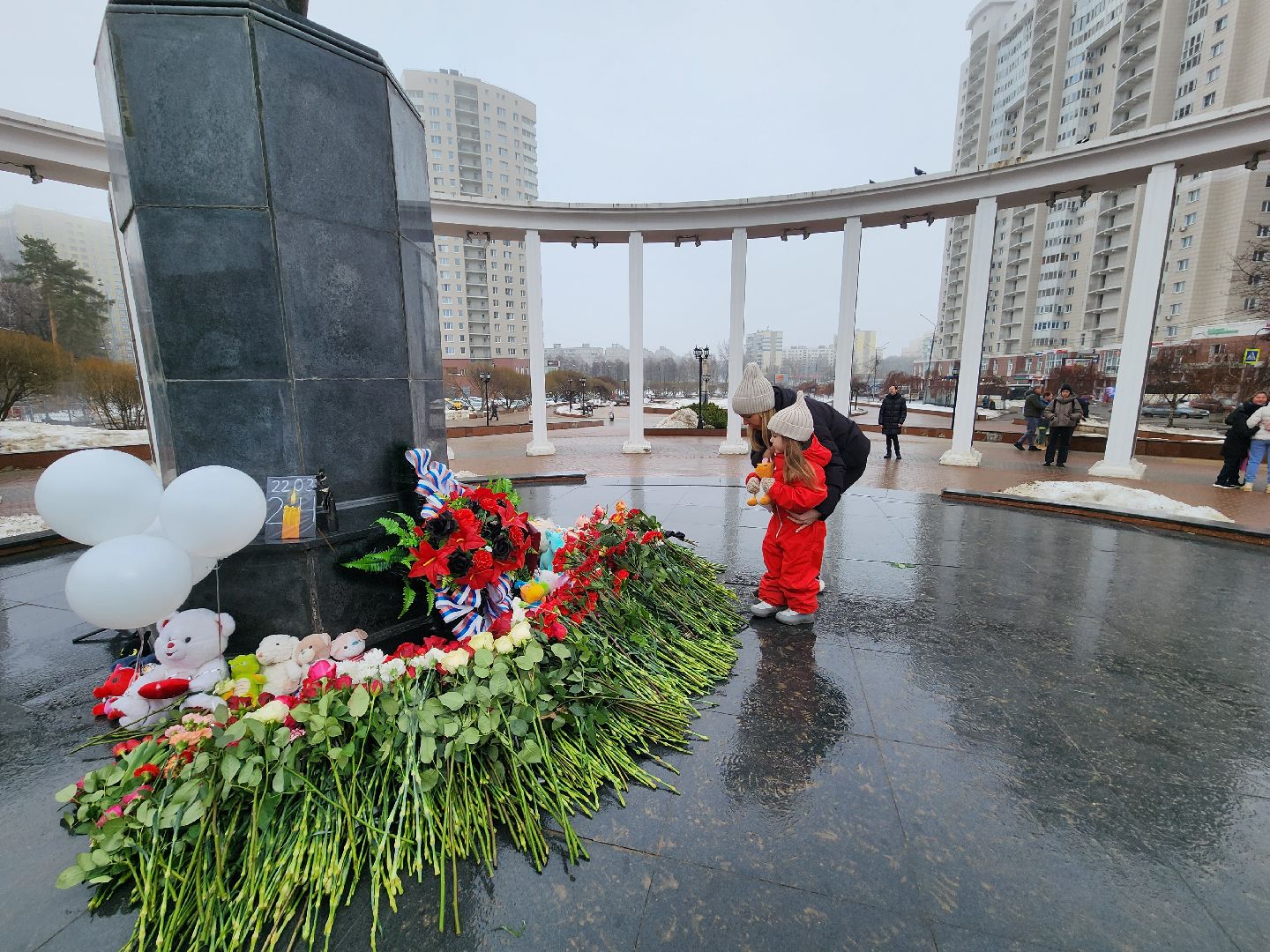 пушкино, мемориал,жители, митинг,теракт,