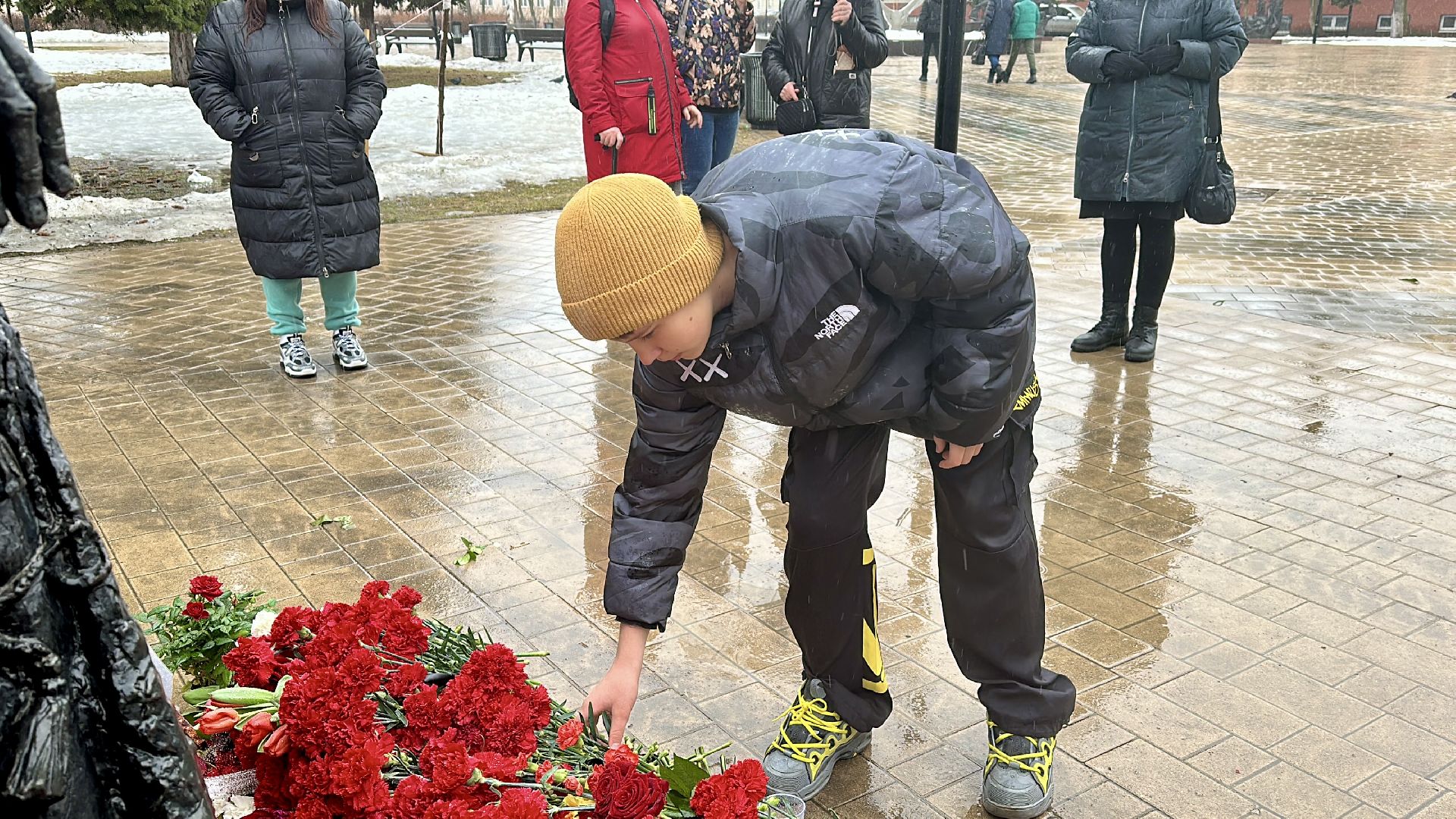 Клин, общество, теракт, память, акция памяти, Крокус,