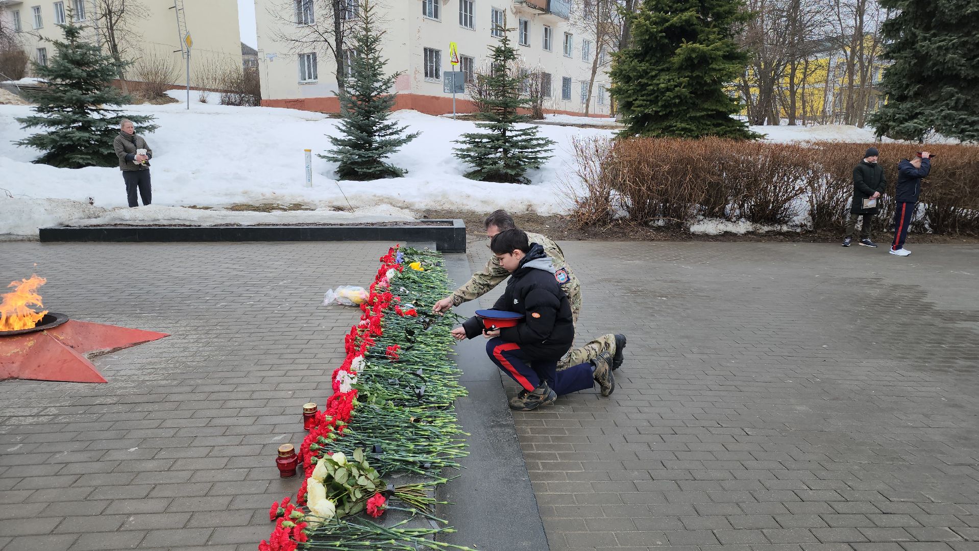 кашира, аллея славы, вечный огонь, общенациональный траур, крокус сити холл, красногорск, теракт,