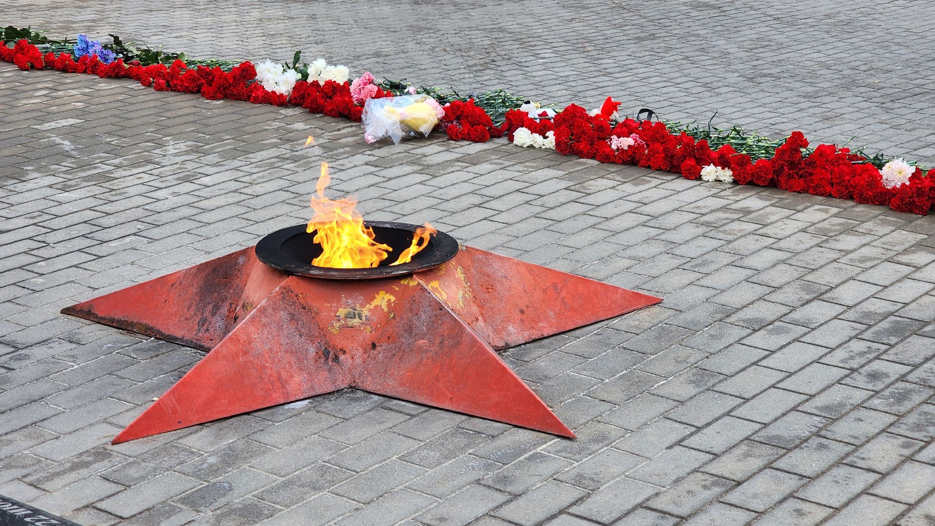 кашира, аллея славы, вечный огонь, общенациональный траур, крокус сити холл, красногорск, теракт,